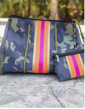 Load image into Gallery viewer, Neoprene Tote Bag- Green Camo
